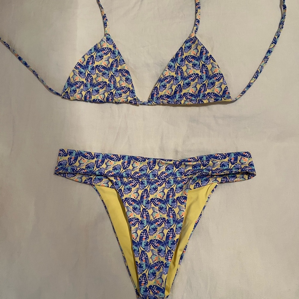 Frankie’s Bikinis Bikini Set